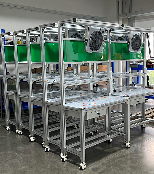 不銹鋼桌面工作臺(tái)